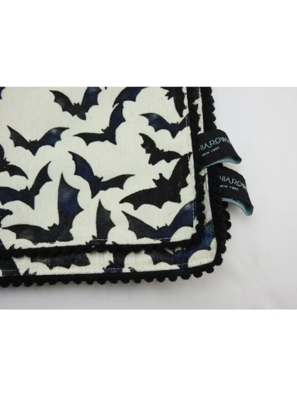 New Cynthia Rowley Halloween Bat Placemats Set of 4 Black Cream  13x19